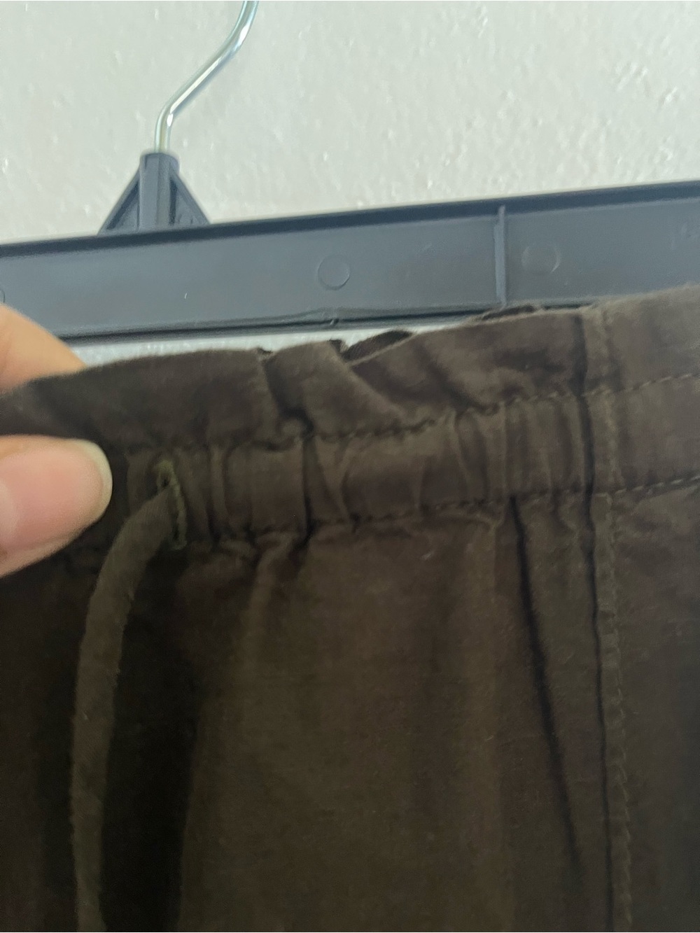 Mango Wide-Leg Drawstring Pants in Dark Brown - Picture 4 of 8